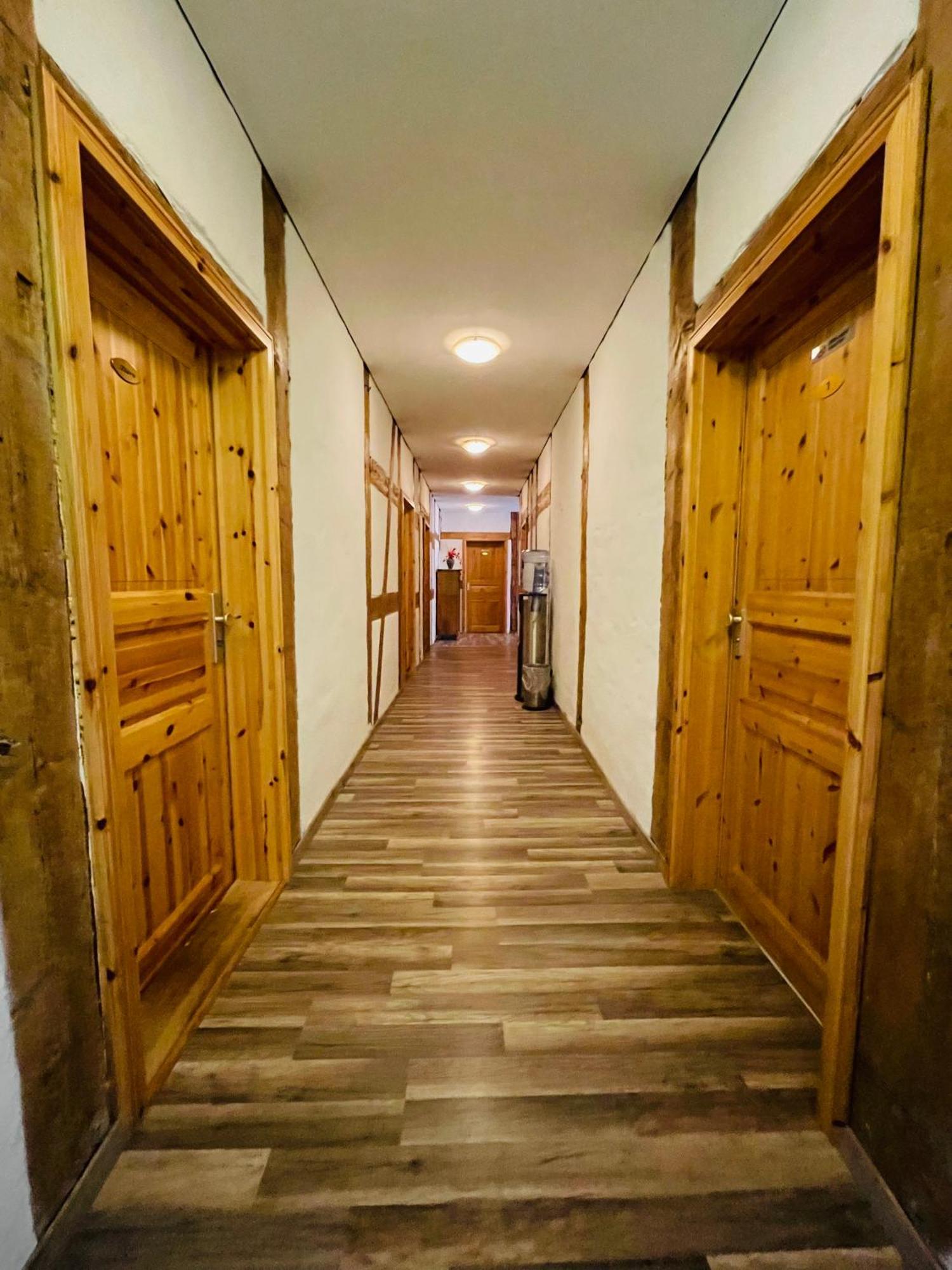 ホテル Gaststaette Brauhaus Zwickau Gmbh エクステリア 写真